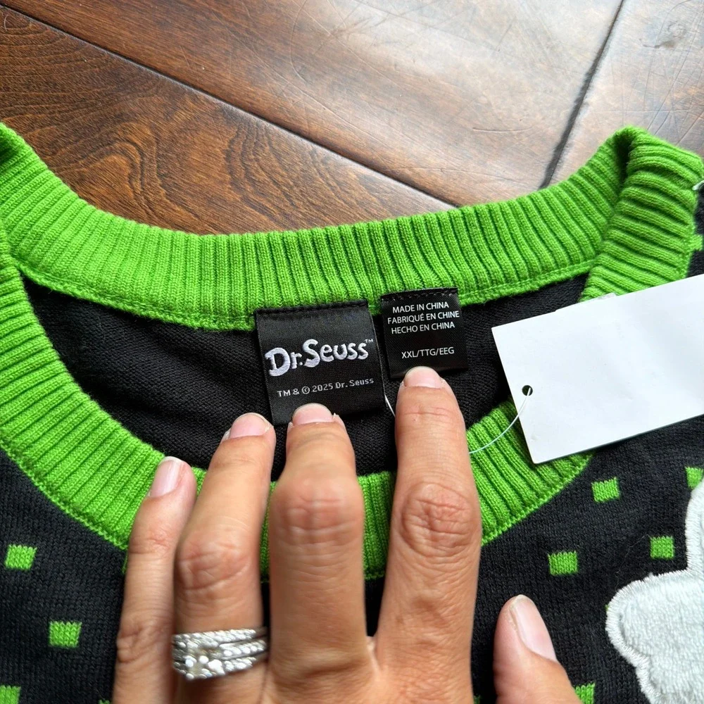 Dr. Seuss The Grinch Christmas Sweater Mens XXL Black Green Holiday Crew Neck